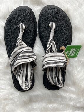 🆕 Sanuk Women’s Sandals Yoga Sling 2 Stripe Mat Comfort Size 8 Black Gray